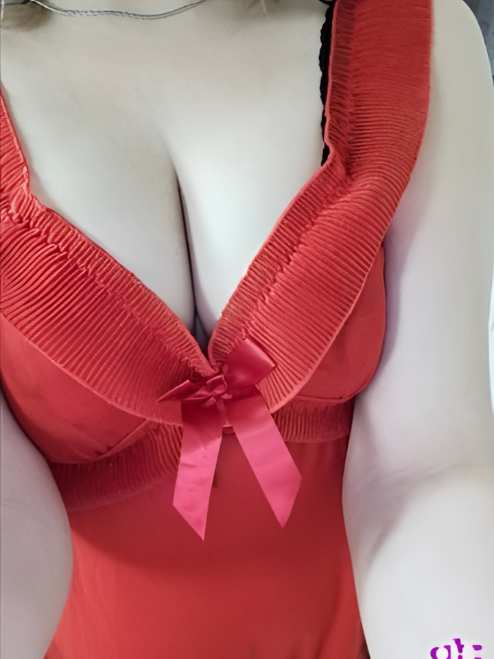 Елена привлекальеная девушка из Магадана цена от 2000 руб