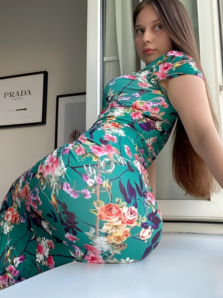 Лолита привлекальеная девушка из Магадана цена от 1500 руб