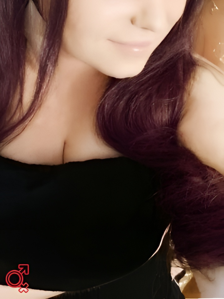 Вероника привлекальеная девушка из Магадана цена от 3000 руб