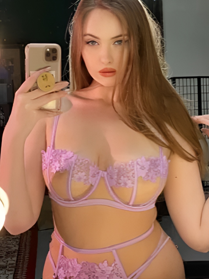 Юна привлекальеная девушка из Магадана цена от 5000 руб