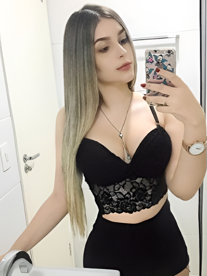 Зина привлекальеная девушка из Магадана цена от 3000 руб