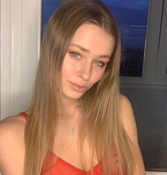 Лада привлекальеная девушка из Магадана цена от 3000 руб