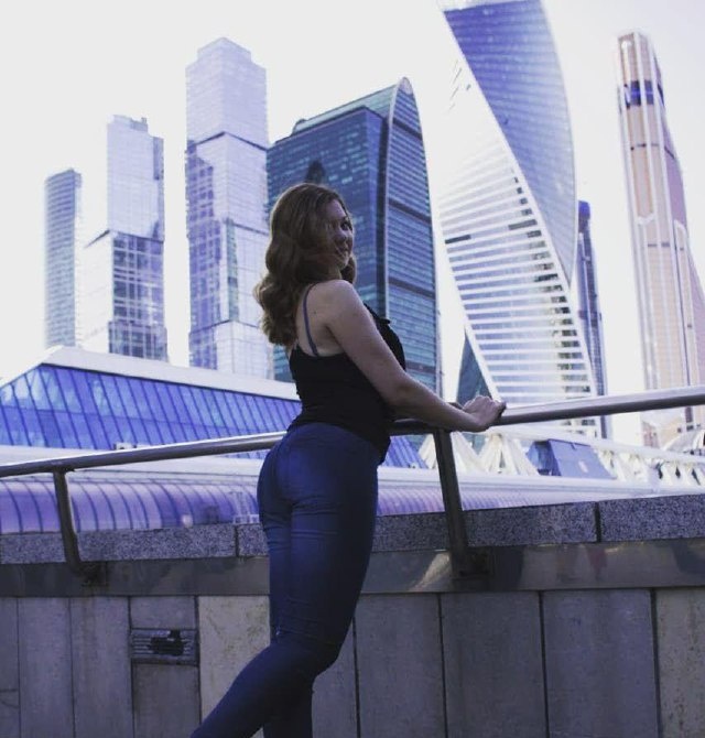 Алина привлекальеная девушка из Магадана цена от 3500 руб