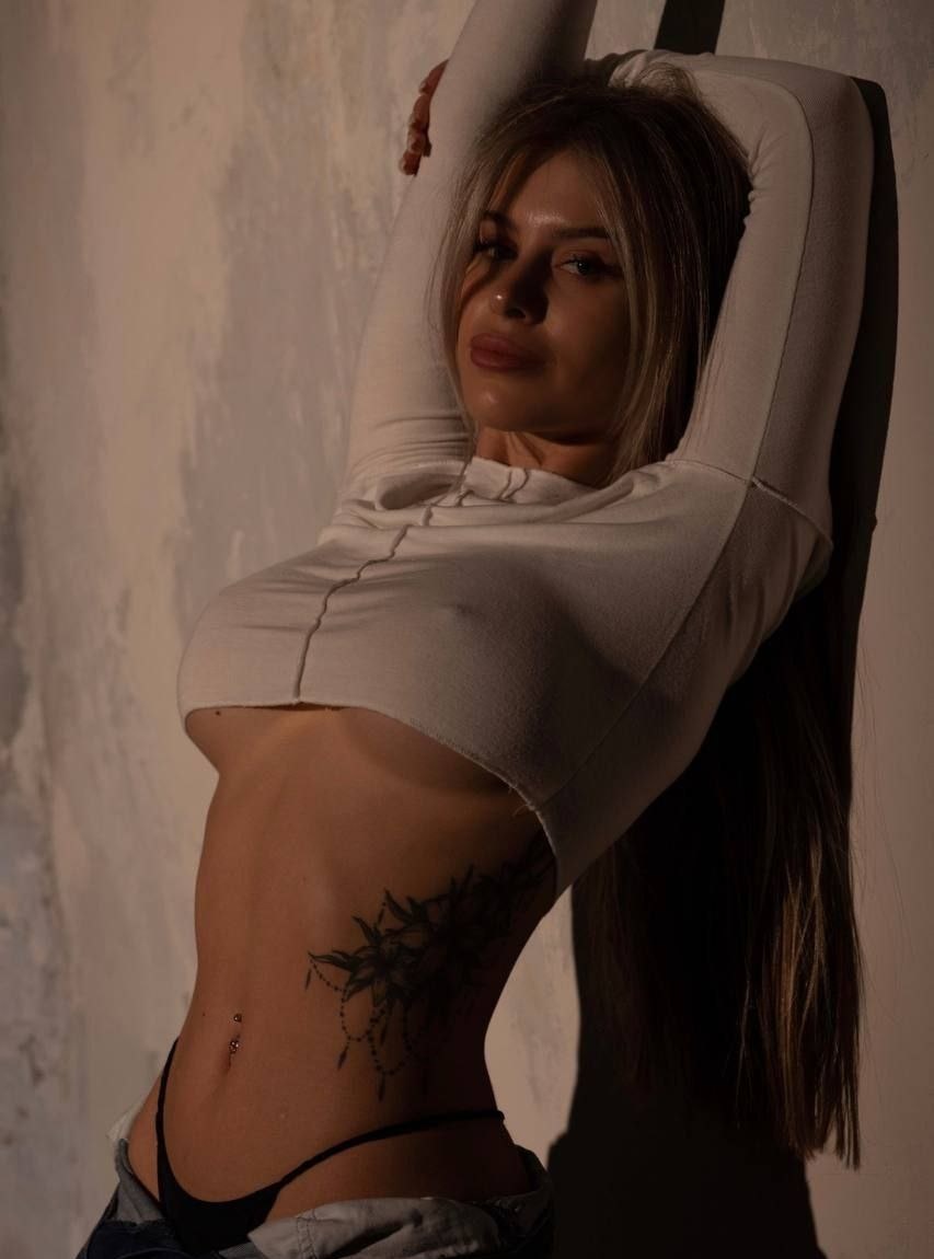 Лика привлекальеная девушка из Магадана цена от 3000 руб