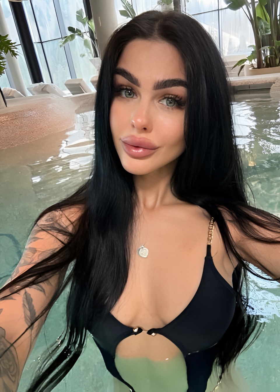 ДАШЕНЬКА привлекательная девушка из Магадана цена от 15000 руб