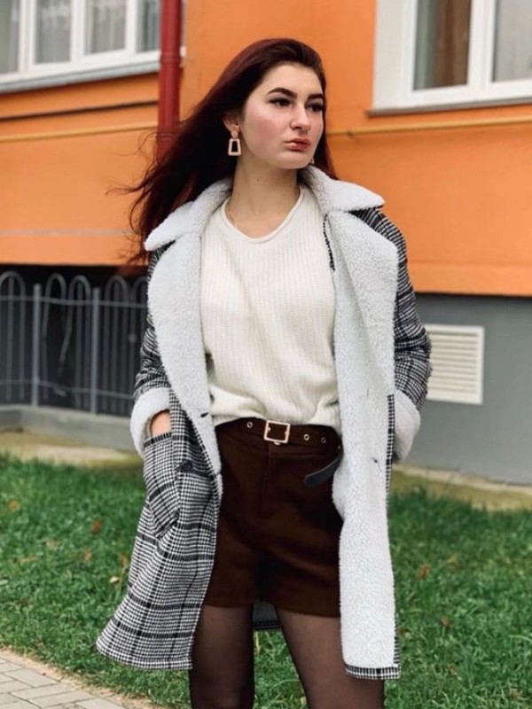 🎥 Эльвира привлекательная девушка из Магадана цена от 5000 руб