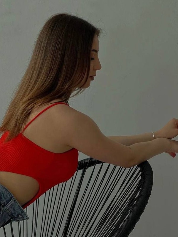 🎥 Лия привлекательная девушка из Магадана цена от 3500 руб