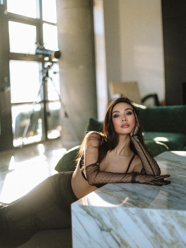 Наталия привлекательная девушка из Магадана цена от 4000 руб